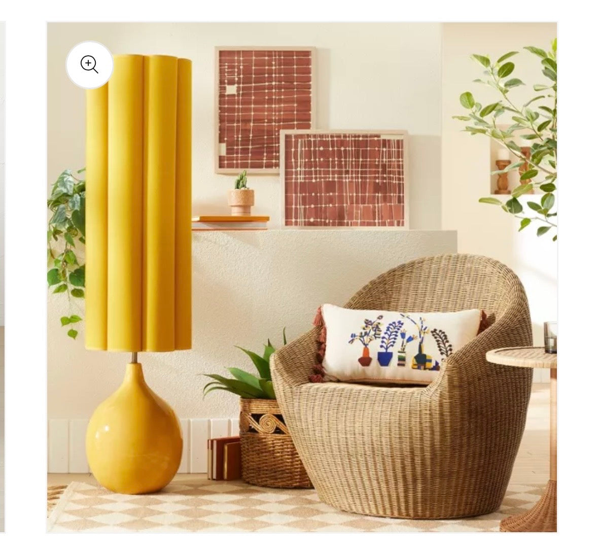 Wicker accent chair